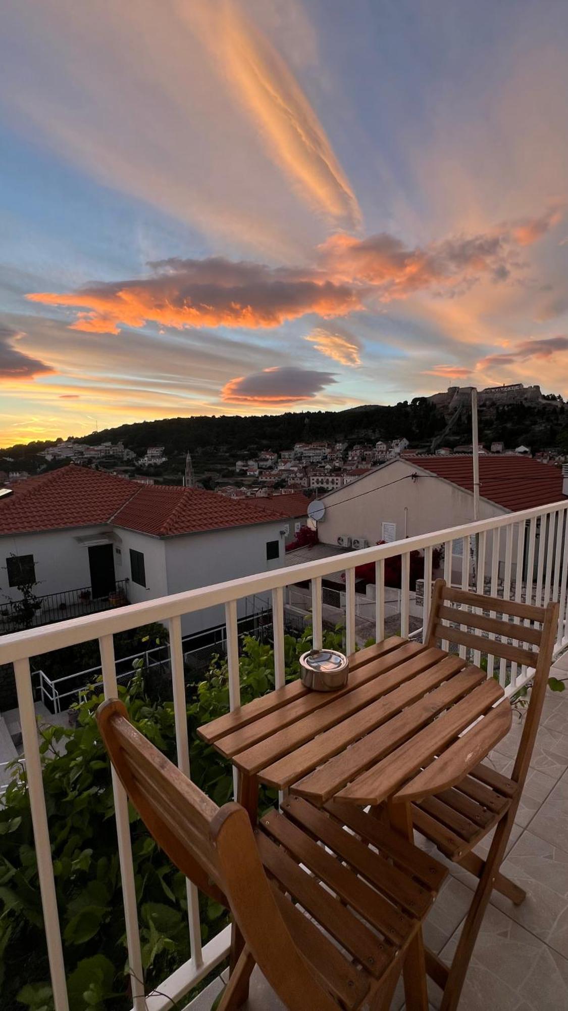 Apartment Forr - Hvar, Croatia *